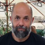 Bakos András